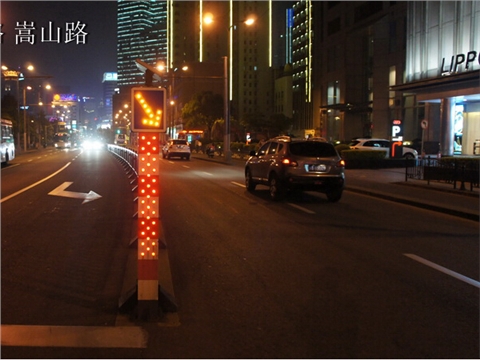太阳能警示桩CTJ-1B