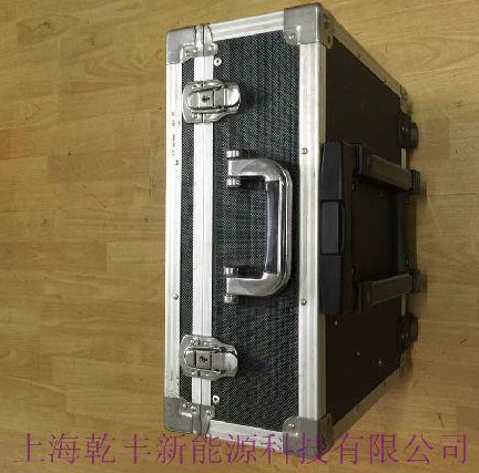 太阳能便携式发电箱